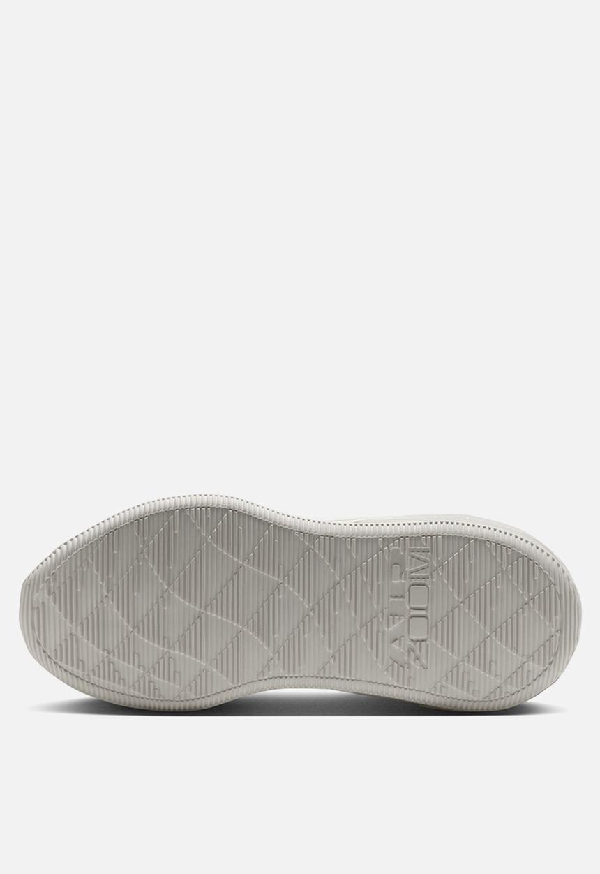 Nike - W AIR ZOOM BELLA 7
