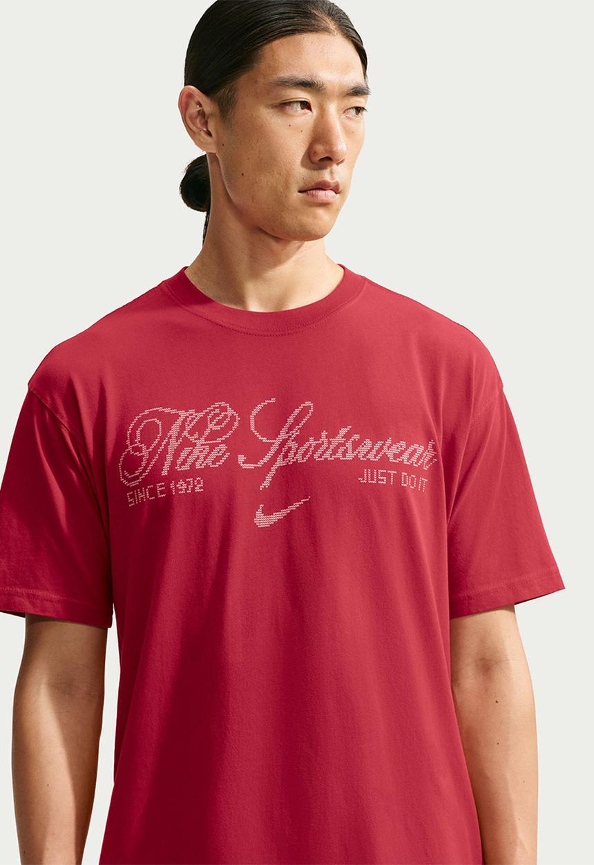 Nike - NSW Loose Sportswear Tee - Tough Red