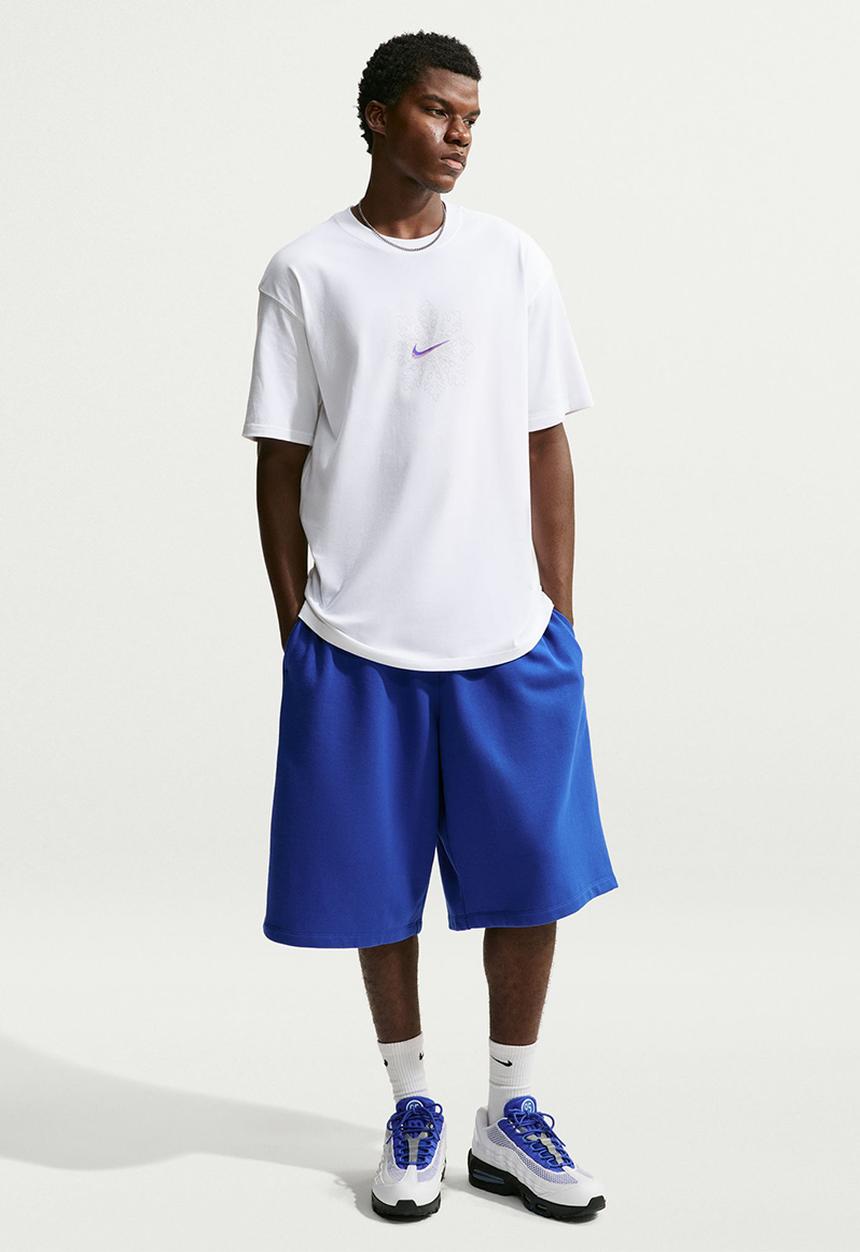 Nike - NSW Loose Snowflake Tee - White