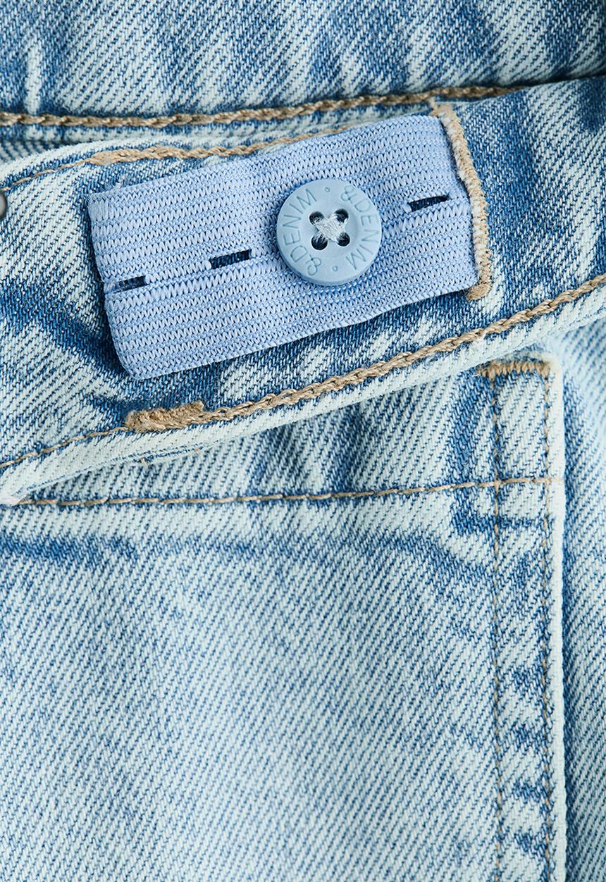 H&M - Relaxed fit denim shorts - light denim blue