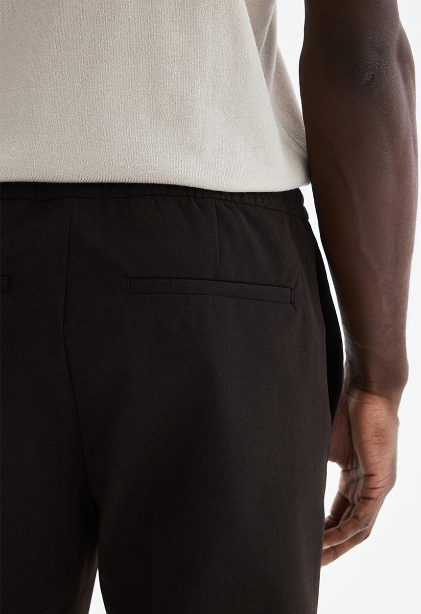 H&M - Slim fit tailored joggers - dark brown