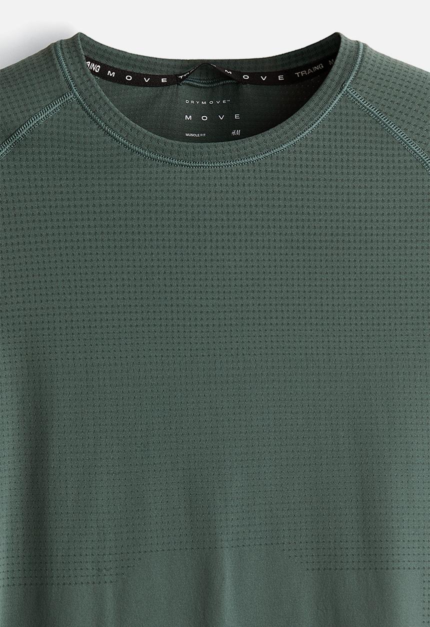 H&M - Muscle fit sports t-shirt with drymove? - dusty green