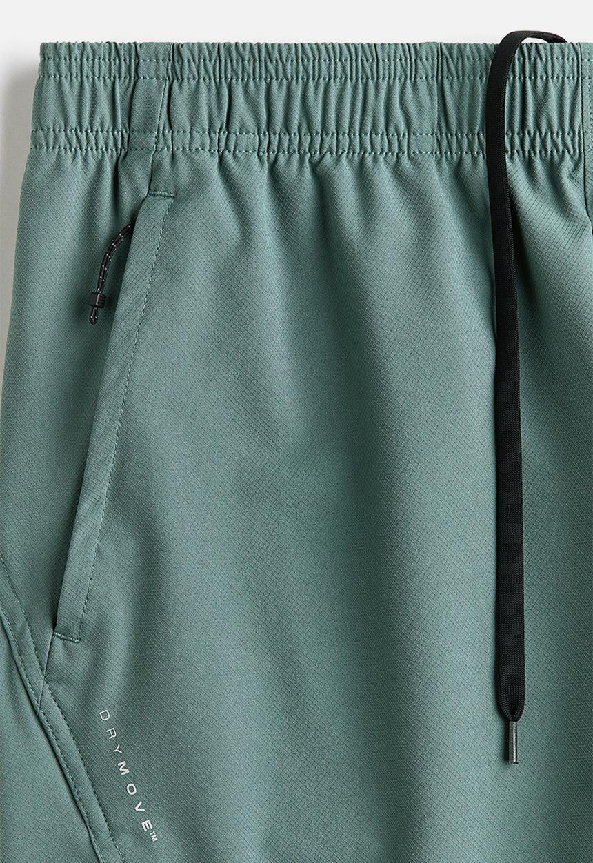 H&M - Sports shorts with drymove™ - frosty green