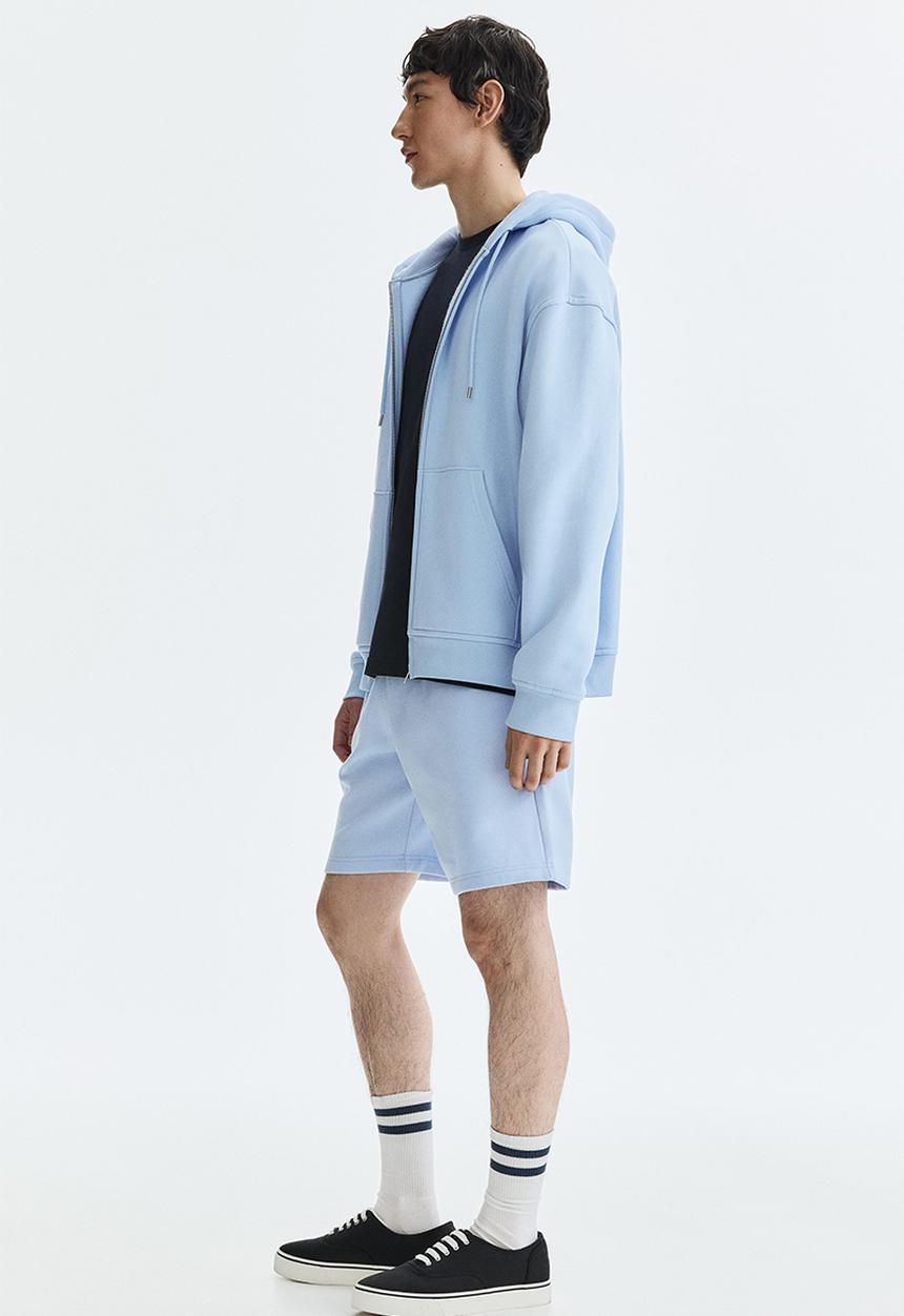 H&M - Regular fit sweatshorts - light blue