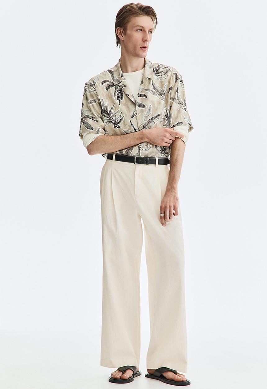 H&M - Loose fit wide trousers - cream