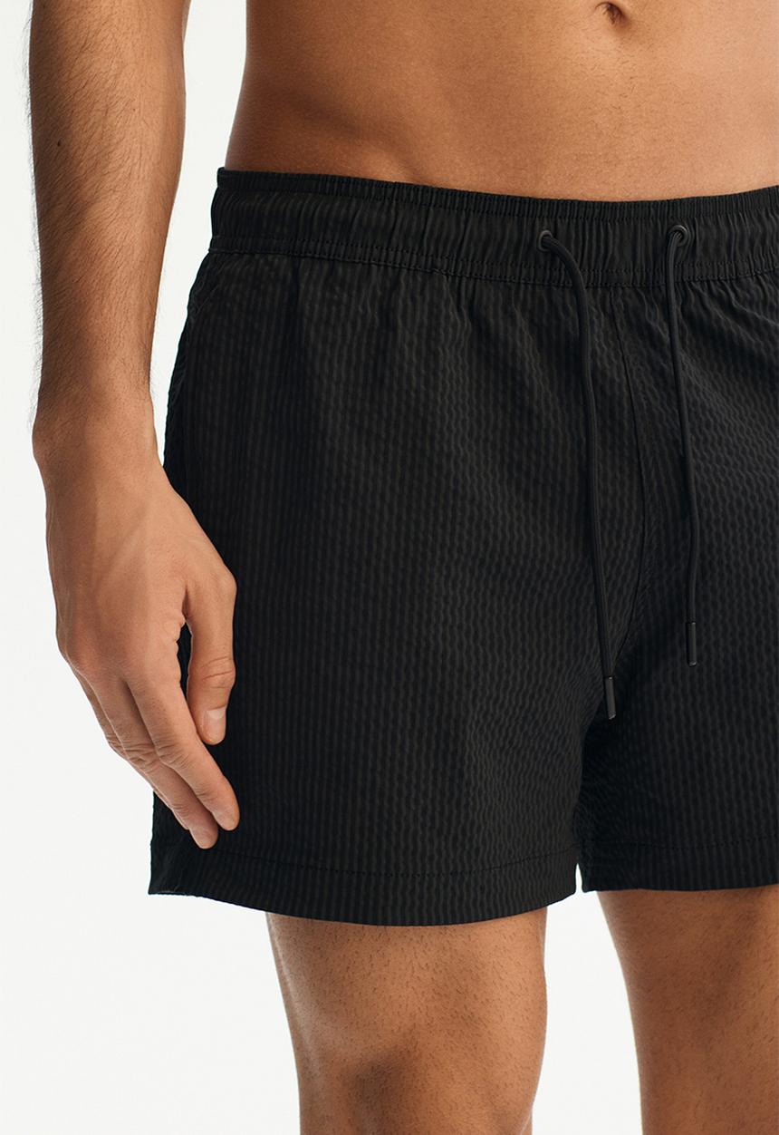 H&M - Seersucker swim shorts - black