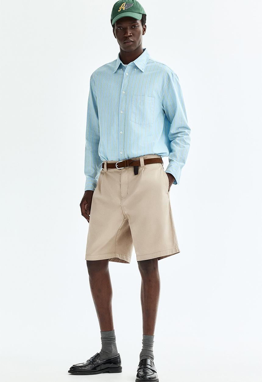 H&M - Relaxed fit cotton chino shorts - beige