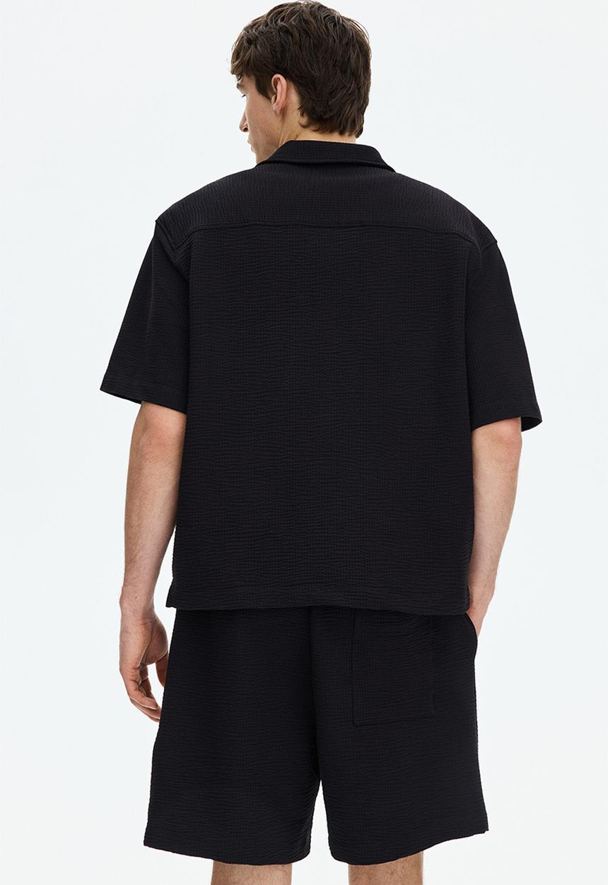 H&M - Relaxed fit waffled shorts - black