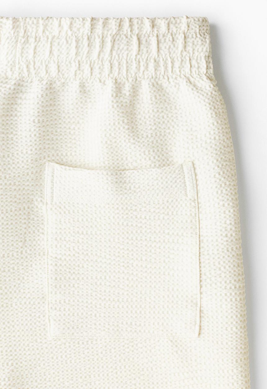 H&M - Relaxed fit waffled shorts - white