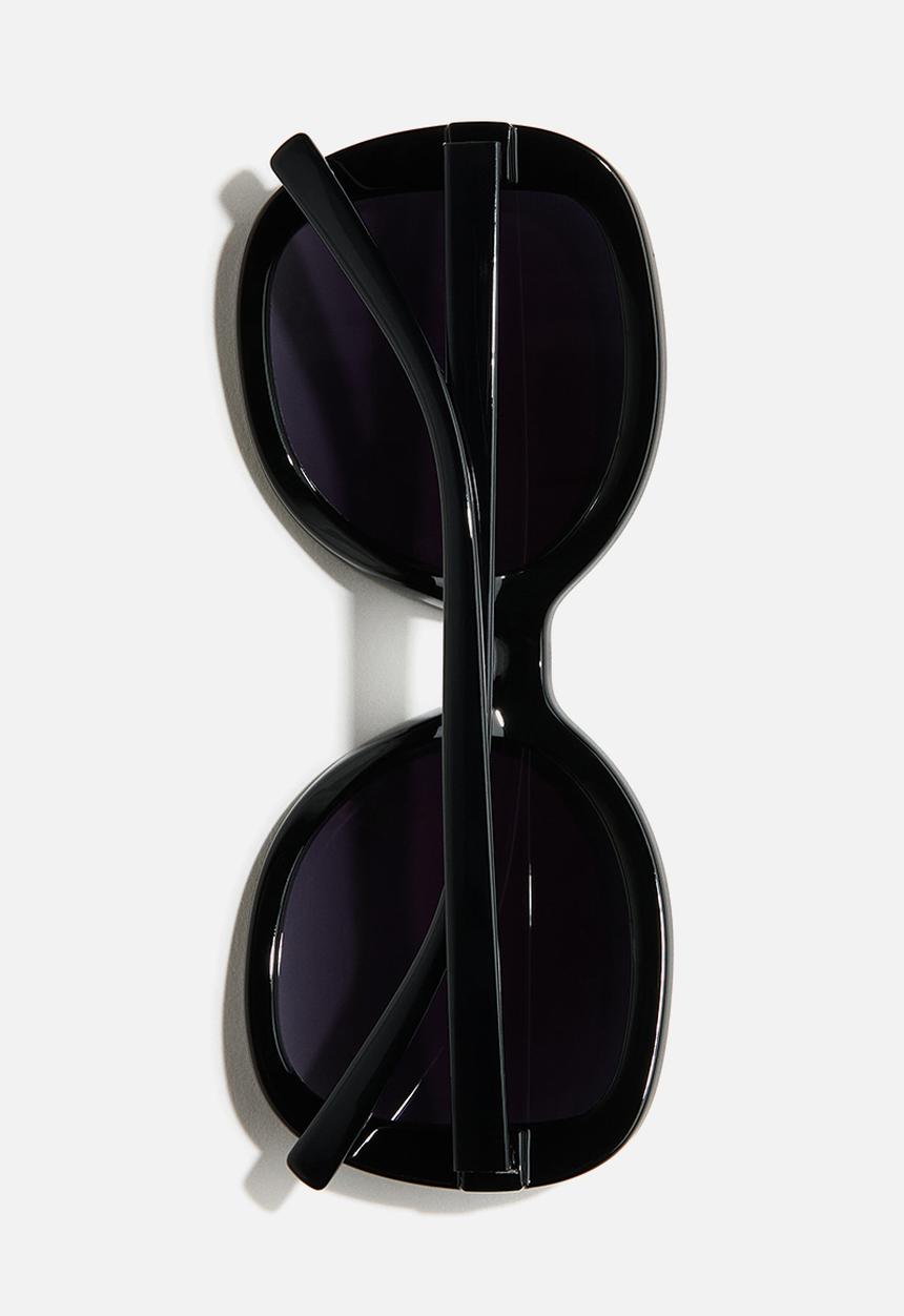 H&M - Square sunglasses - black