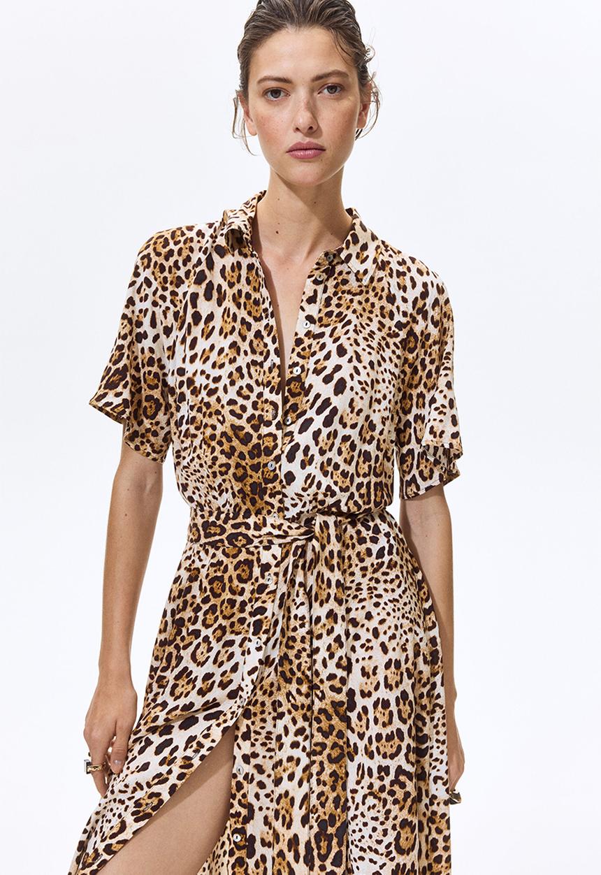 H&M - Tie-belt shirt dress - light beige/leopard print