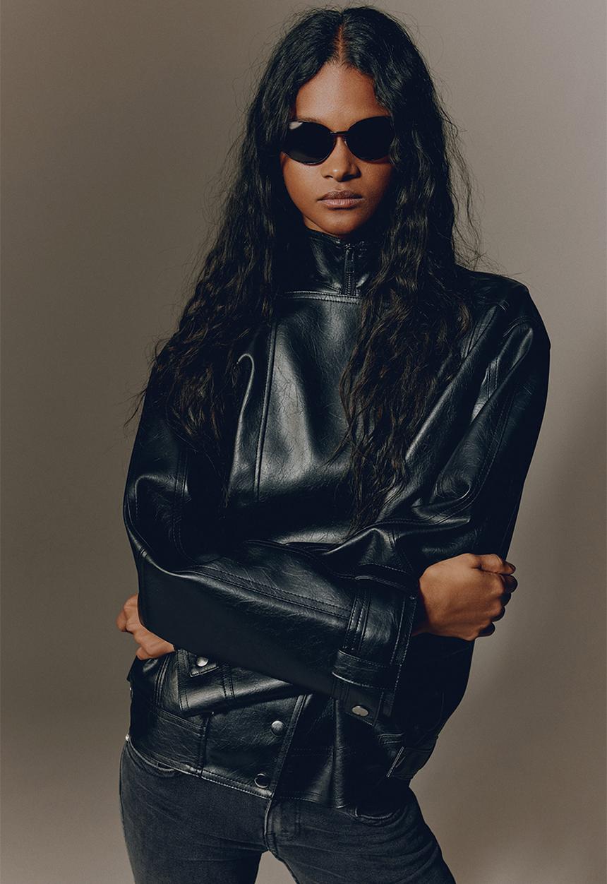 H&M - Oval sunglasses - black