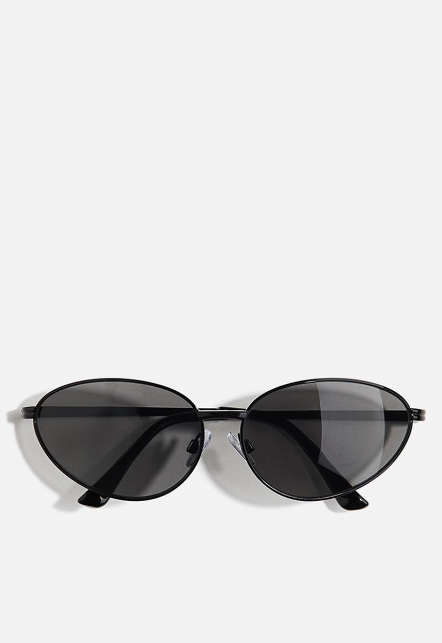 H&M - Oval sunglasses - black