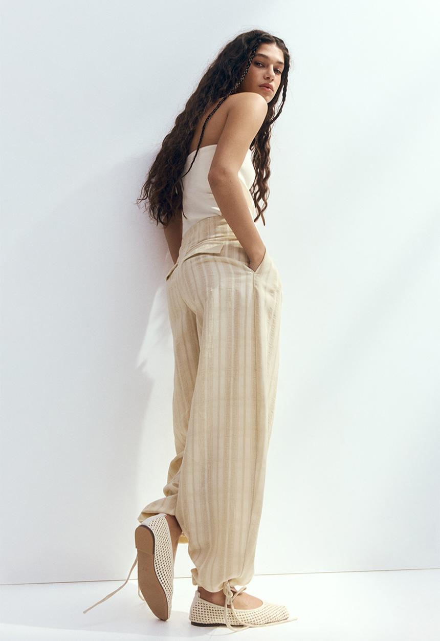 H&M - Drawstring-detail balloon trousers - light beige/striped
