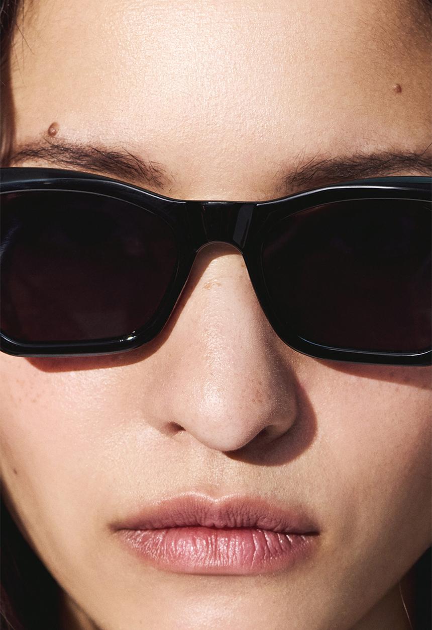 H&M - Cat-eye sunglasses - black