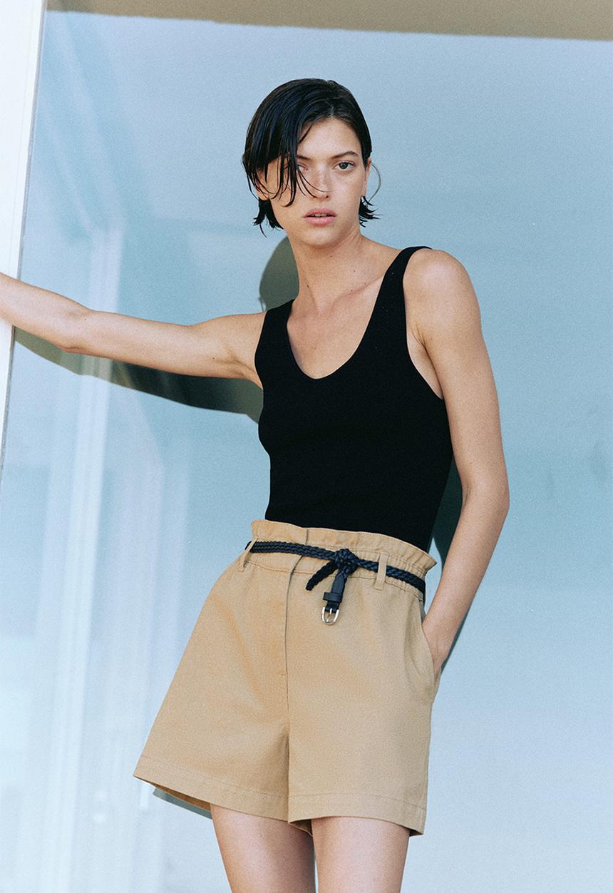 H&M - Belted twill shorts - beige