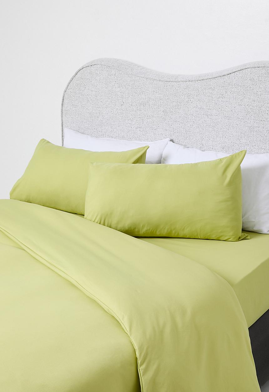 Sixth Floor - Recycled microfibre duvet set Meadow