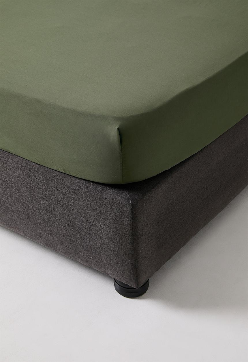 Sixth Floor - Recycled microfibre fitted sheet Olive