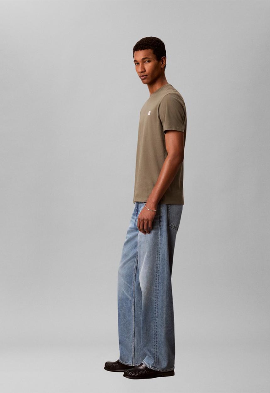 Calvin Klein - Badge 30S Jersey Classic T-Shirt-Dusty Olive-Dusty Olive