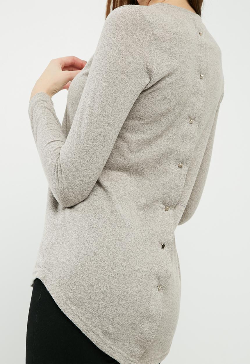 dailyfriday - Cut and sew top with button back