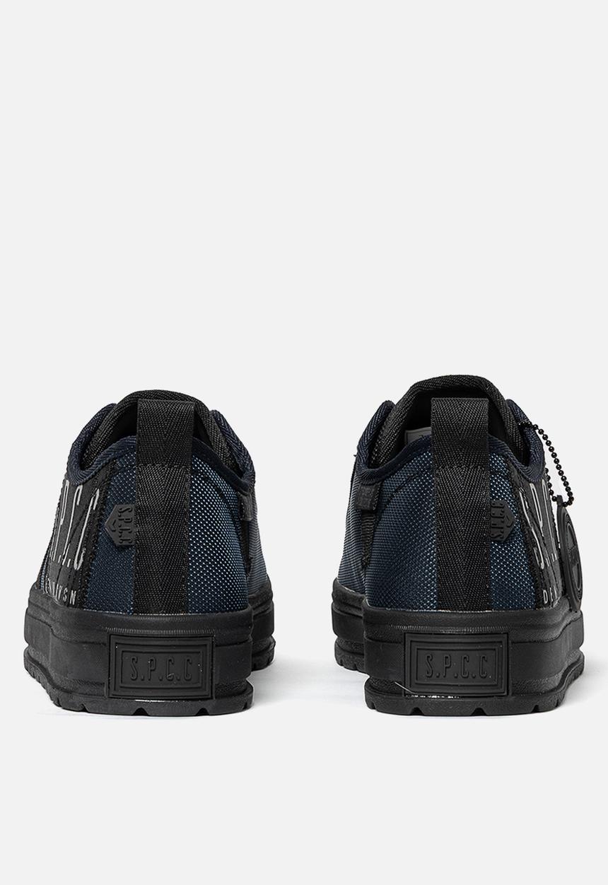 S.P.C.C - Surge Delta Lo Sneakers  - Navy