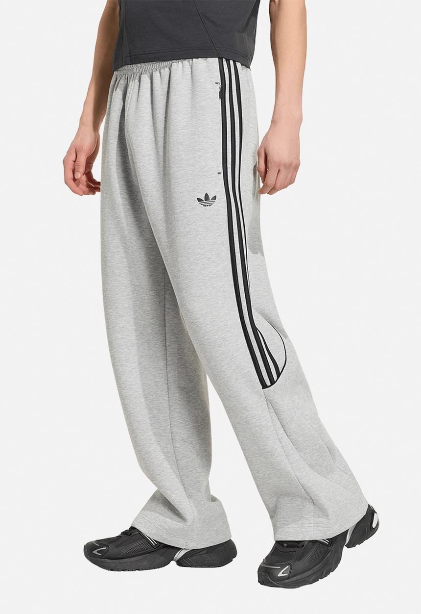 adidas Originals - Spacer Teamgeist 26 Cutline Open Hem Pants - Grey Heather/Blk