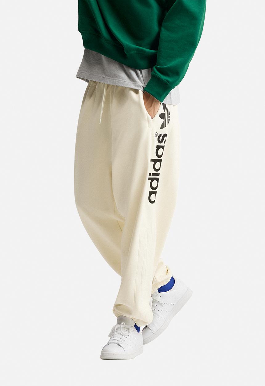 adidas Originals - adiSignature NY Joggers - Off White