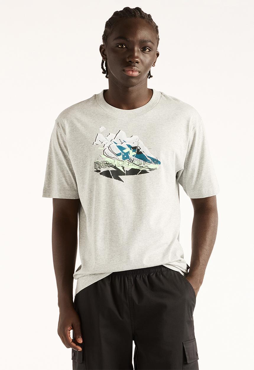 New Balance  - Collage Rebel T-Shirt - Grey