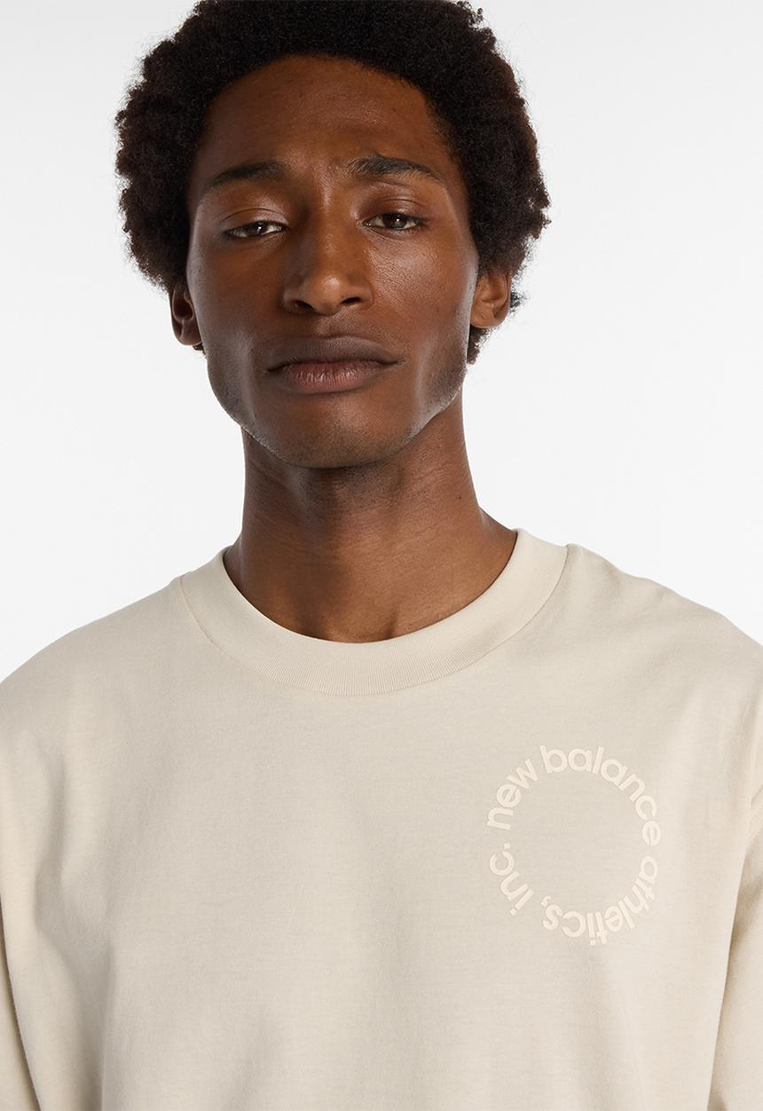 New Balance  - Circular Logo Tee - Brown