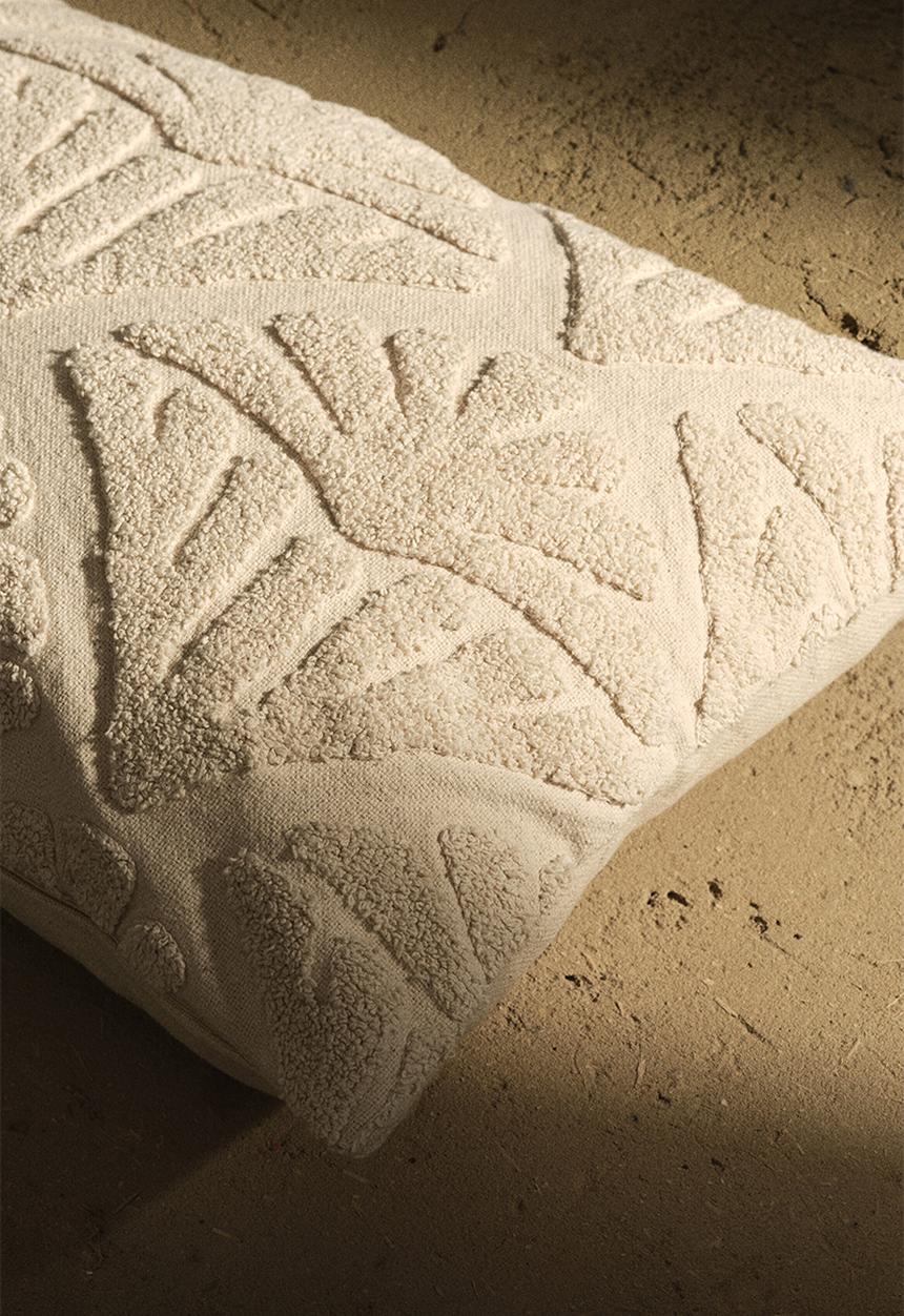 H&M - Tufted-motif cushion cover - light beige