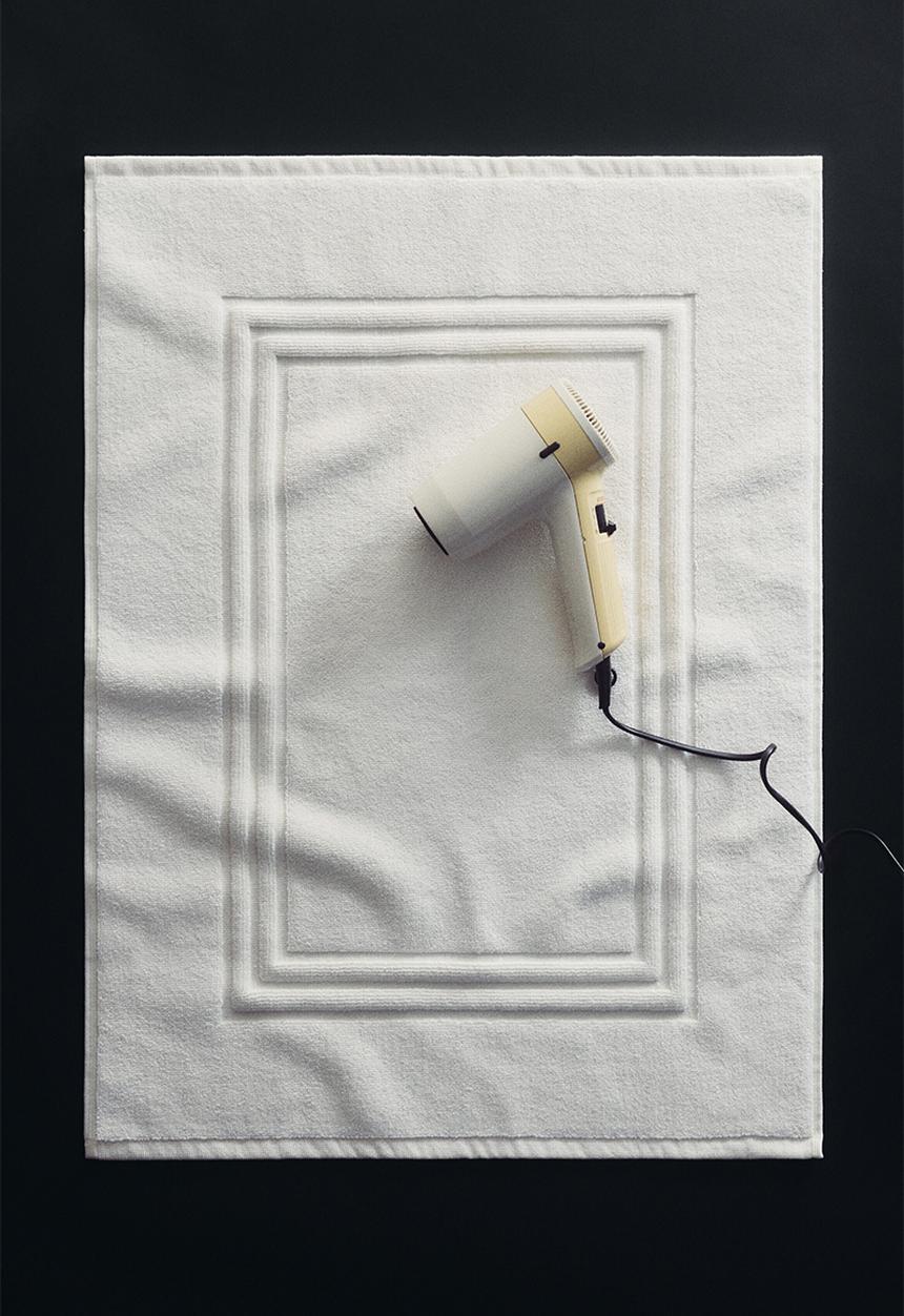 H&M - Egyptian cotton bath mat - white