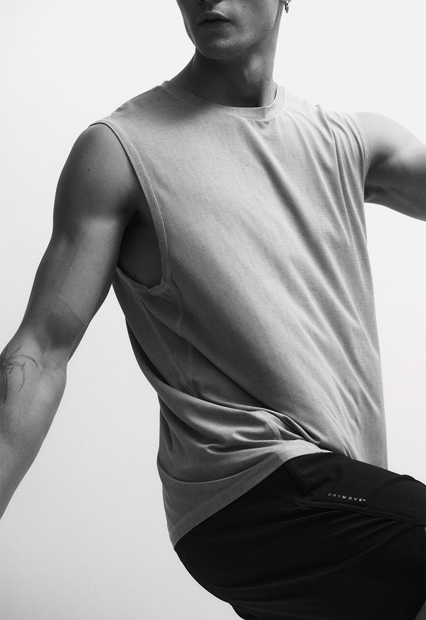 H&M - Regular fit sports vest top with drymove? - beige