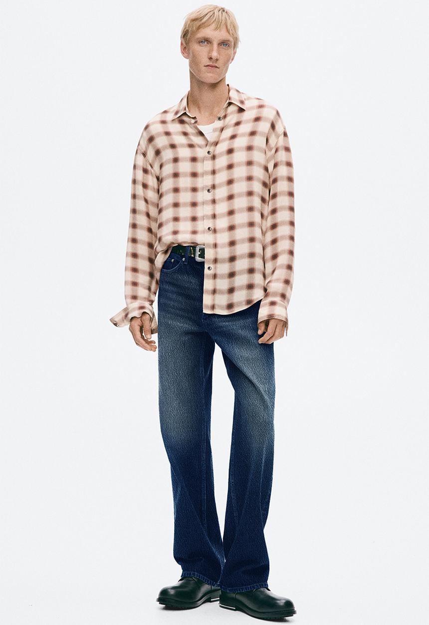 H&M - Slim fit cupro shirt - cream/checked