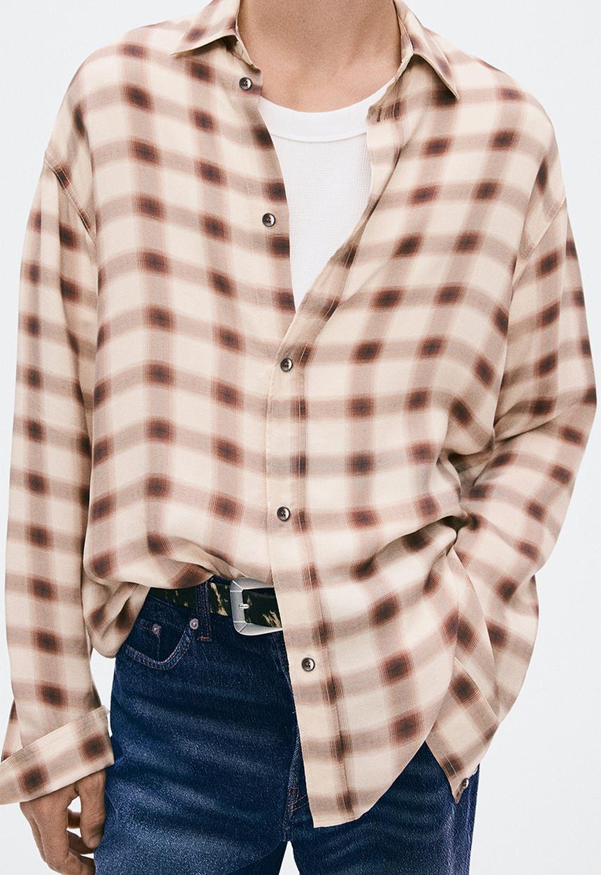 H&M - Slim fit cupro shirt - cream/checked