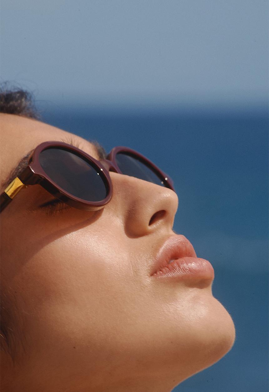 H&M - Oval sunglasses - burgundy