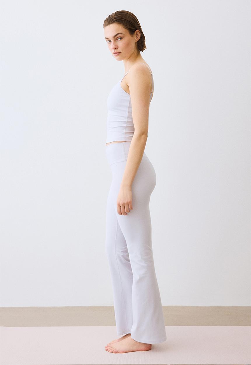 H&M - Flared yoga leggings with softmove? - lilac