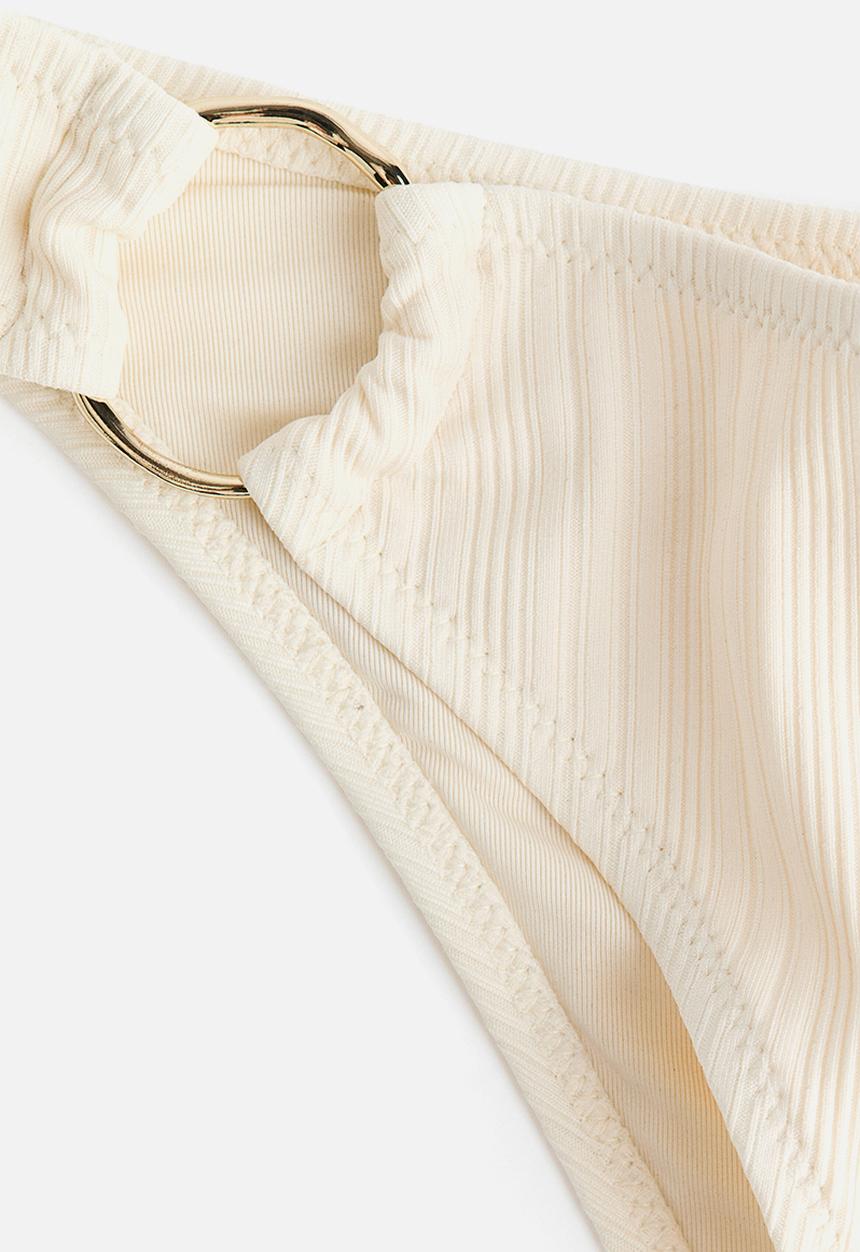 H&M - Cheeky bikini bottoms - cream