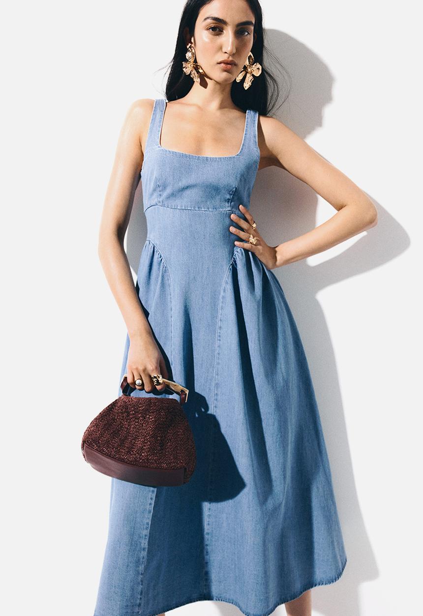 H&M - Flared-skirt denim dress - light denim blue