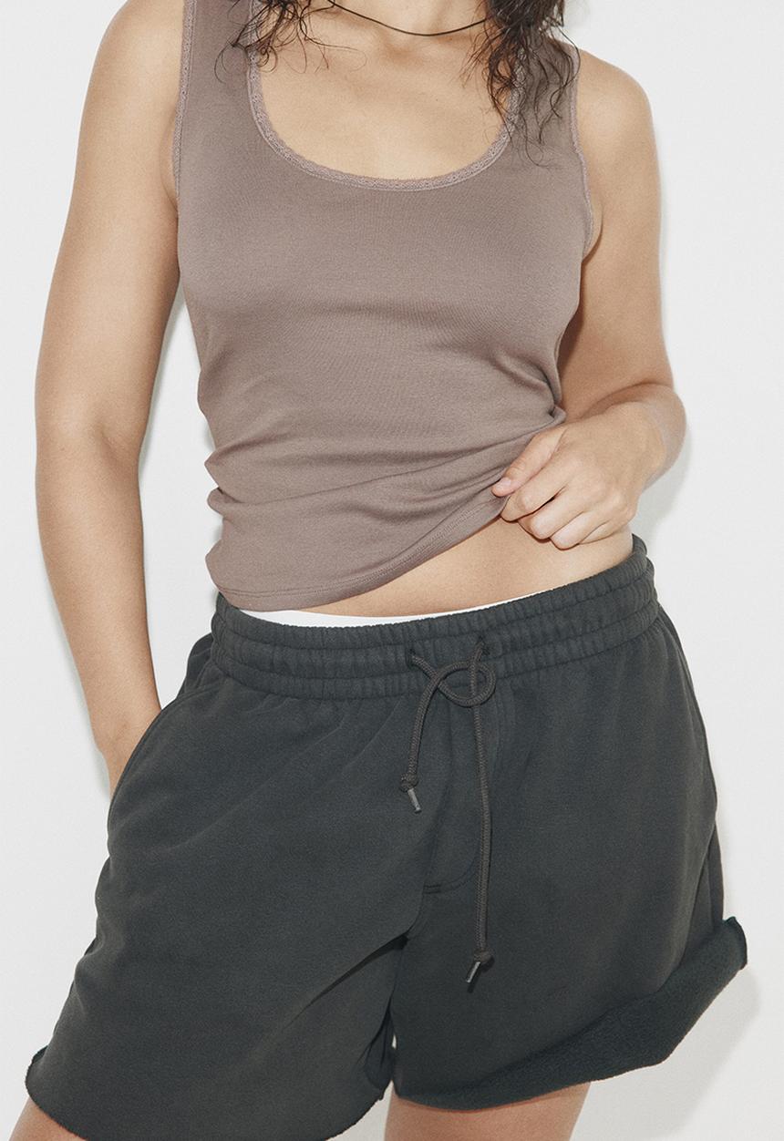 H&M - Lace-trimmed vest top - mole