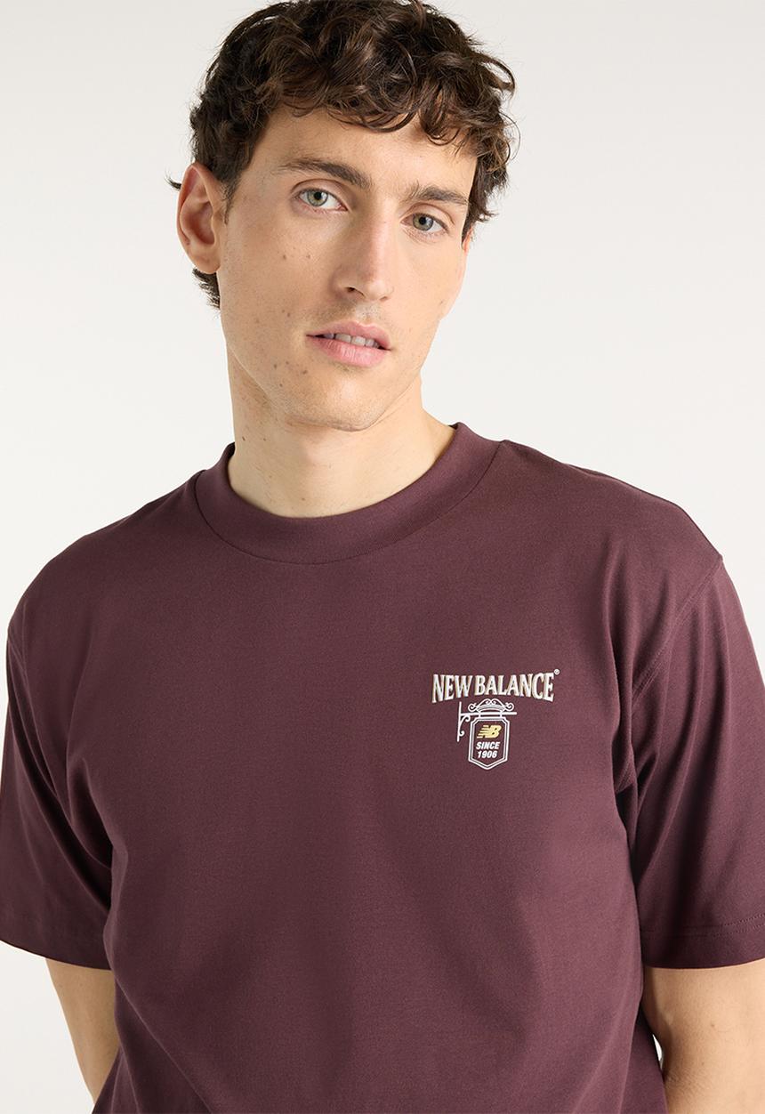 New Balance  - Grab A Bite London Tee - Purple