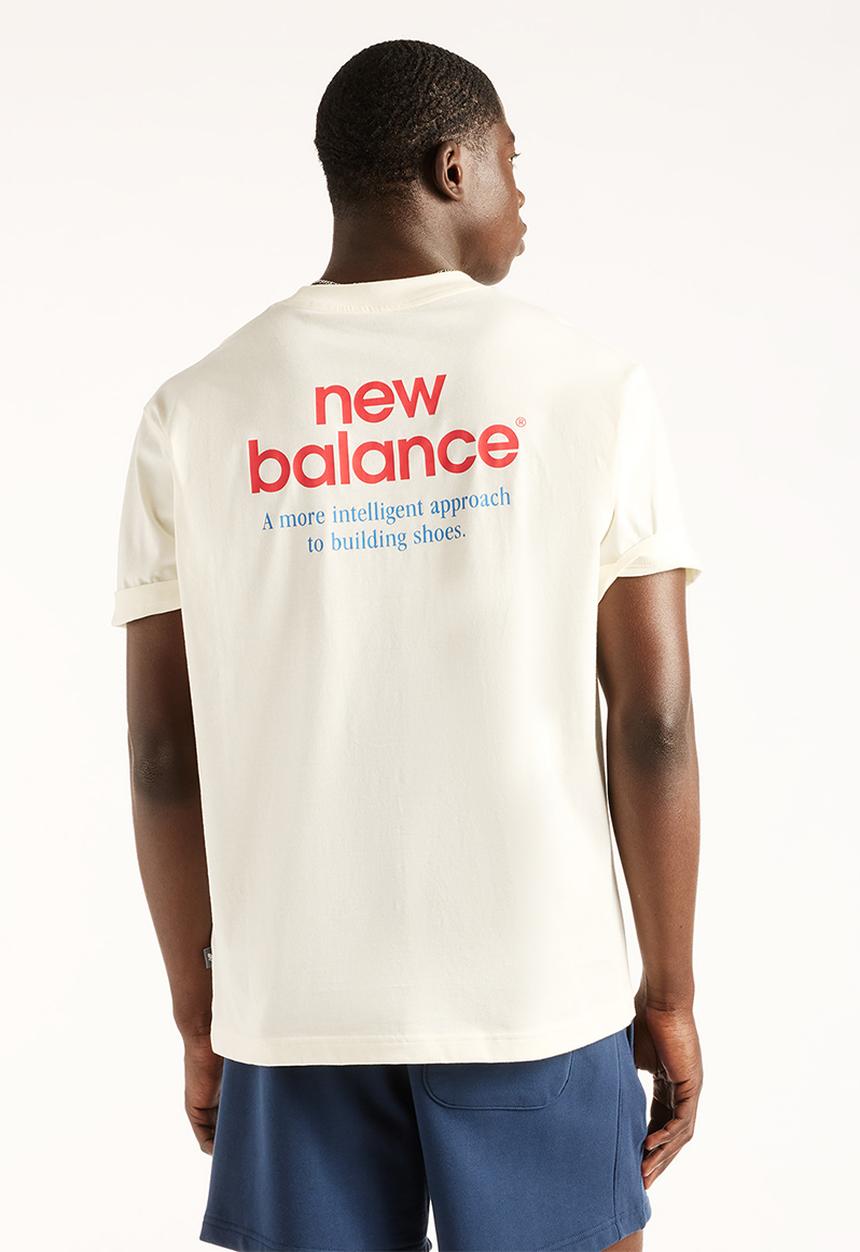 New Balance  - Intelligent Choice Graphic T-Shirt -  Angora