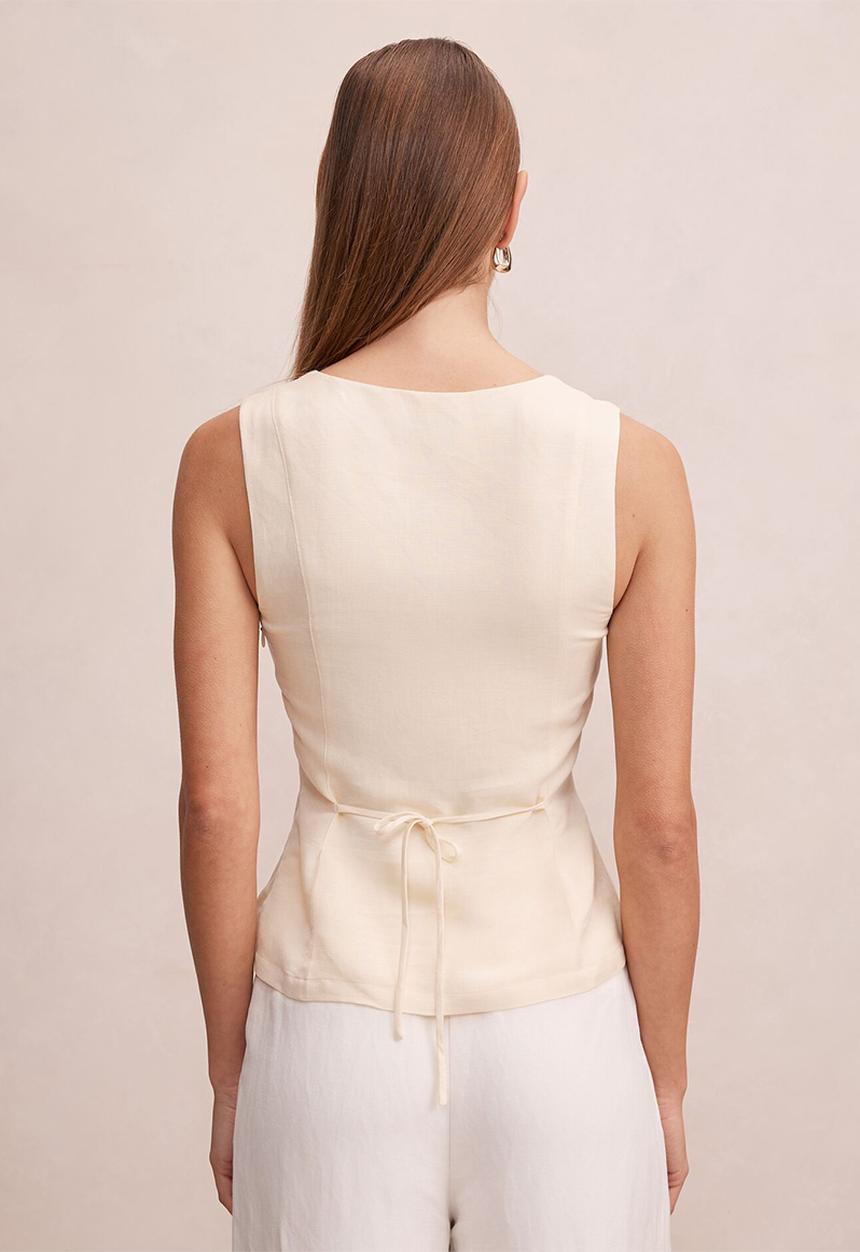 Forever New - Portia pleated linen top in soft yellow