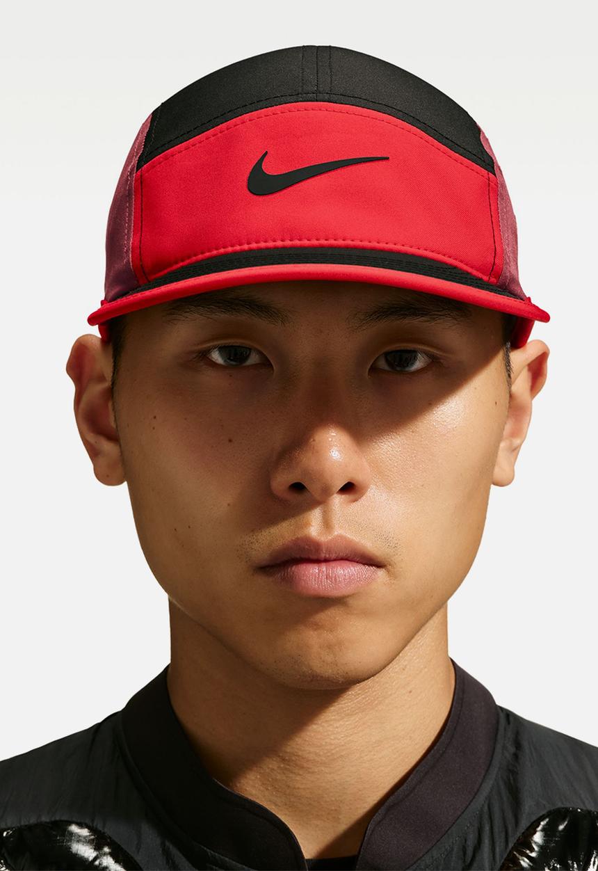 Nike - Nike Fly Dri-FIT Unstructured Swoosh Cap - Light Crimson