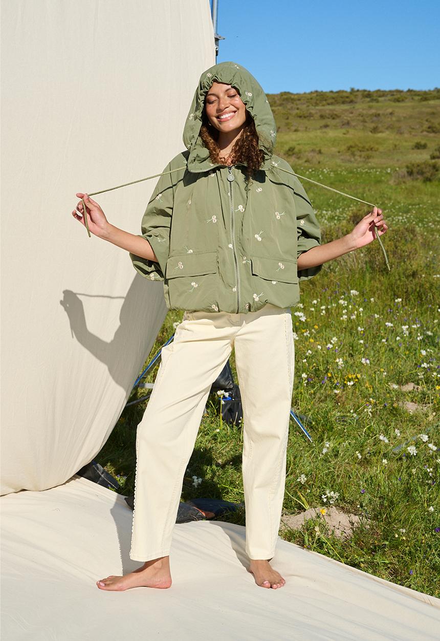 Me&B - Element Jacket in Embroidered Fatigue - Dark Green