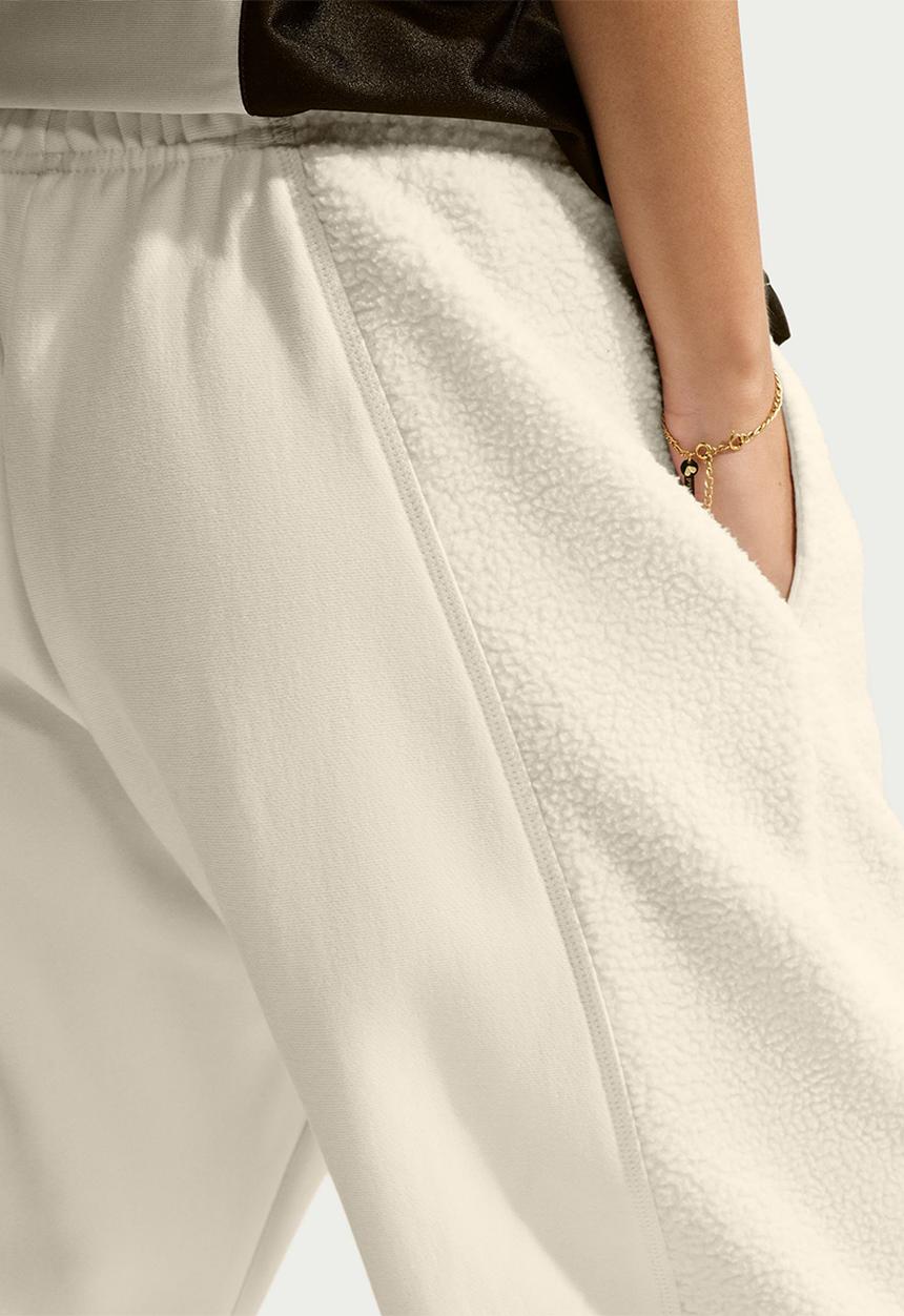 Nike - W Nike Fleece Oversized High Waisted Pants - Sail/Sail/Black