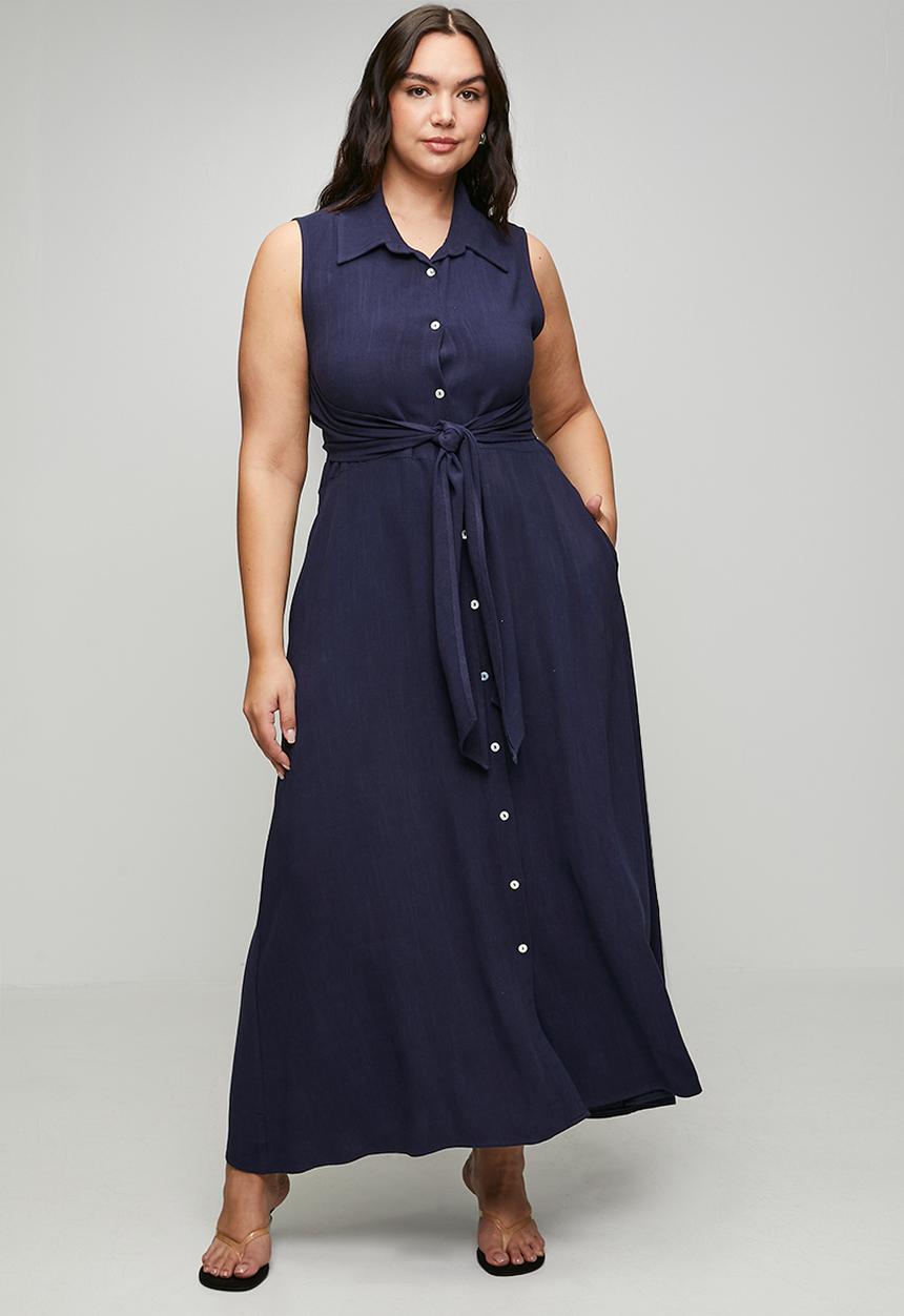 Me&B - Plus Sleeveless Front Tie Back Peekout Dress - Ink