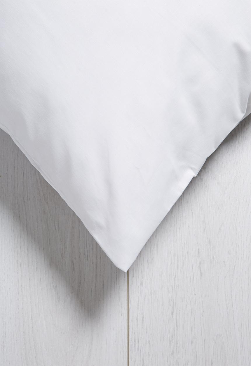 Sixth Floor - Polycotton pillowcase set - white