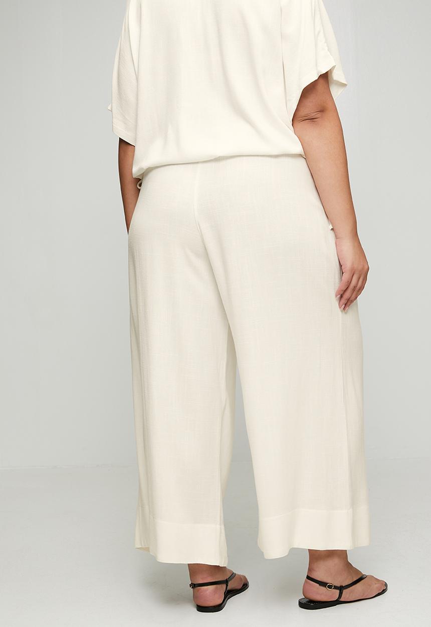 Me&B - Plus Deep Invert Wide Leg Cropped Pant - Milk