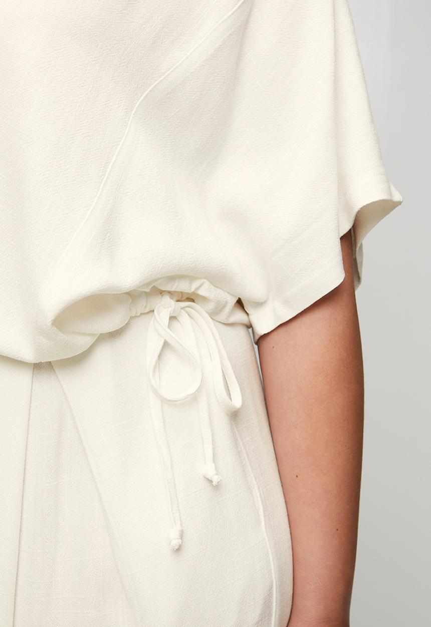 Me&B - Plus Perspex Button Detail Dolman Sleeve Top - Milk