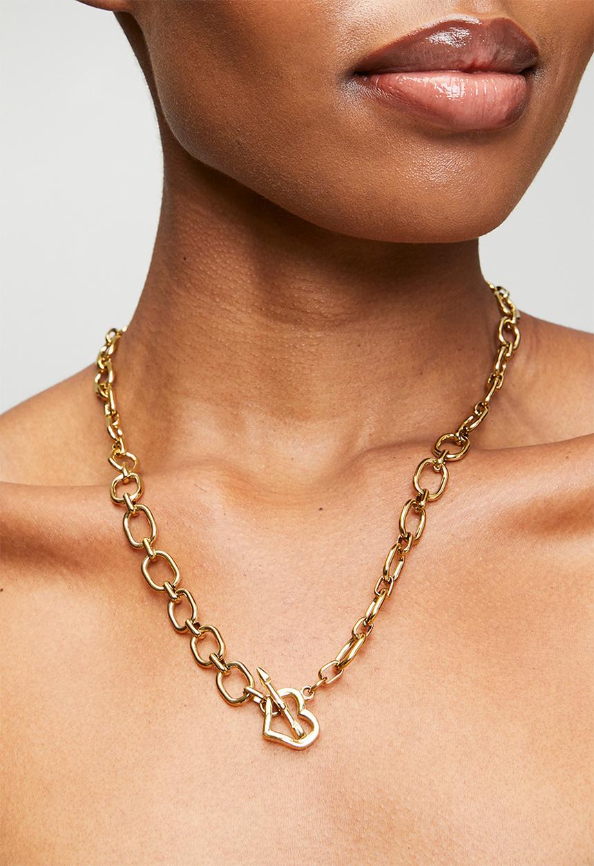 Zoe on Trend - Modern Heart T-Bar Necklace - Gold